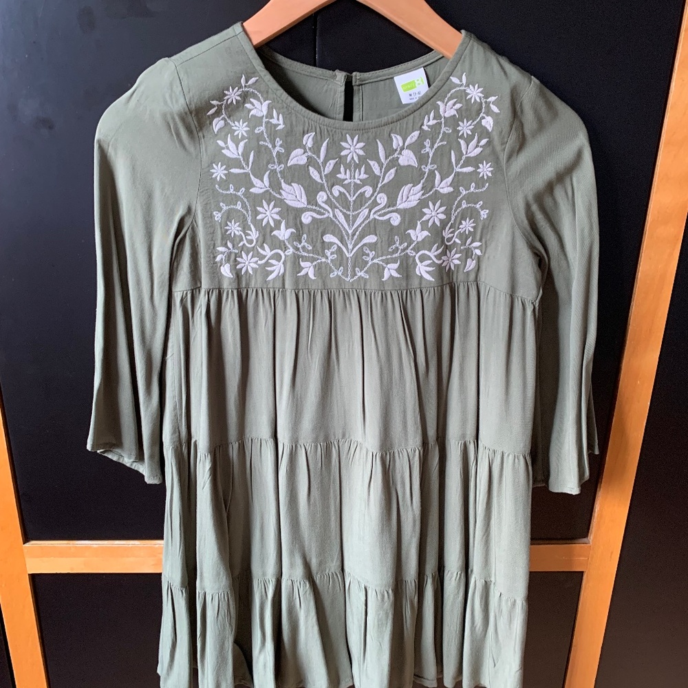 Crazy 8 dress
